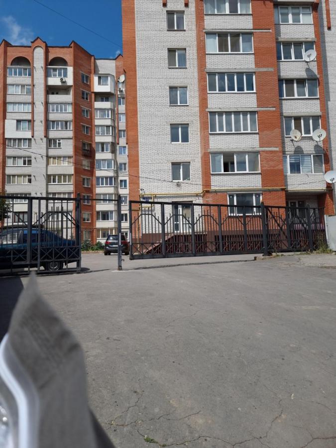 Світло Цілодобово Просторі Апартаменти Біля Гідропарку Топільче Ternopil Luaran gambar